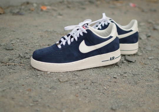 nike air force one low blazer