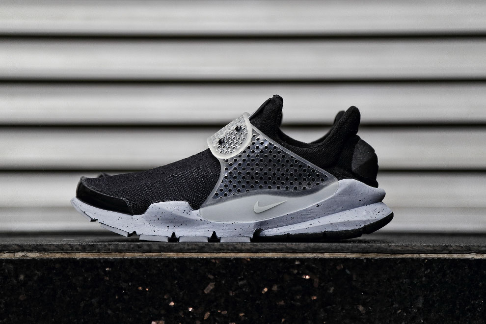 Release Date: fragment x Nike Sock Dart 