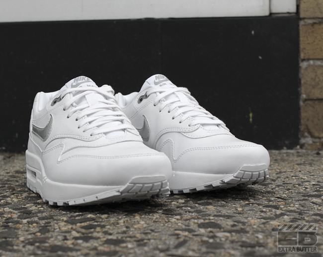 Nike air max outlet plain white