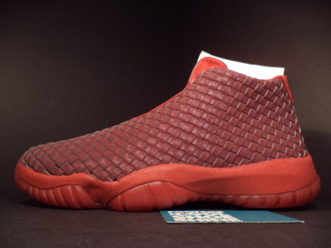 Jordan future hotsell mid red