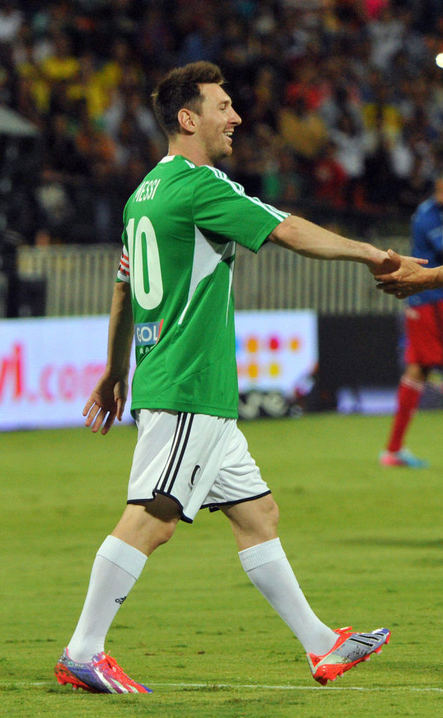 Leo Messi Debuts adidas adizero F50 Cleat In Turbo/Purple (3)