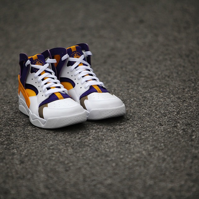 nike flight huarache lakers