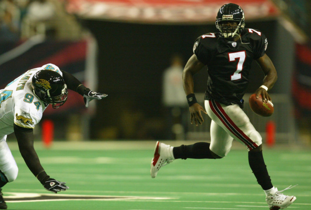 Michael Vick Wears Air Jordan XVII In 