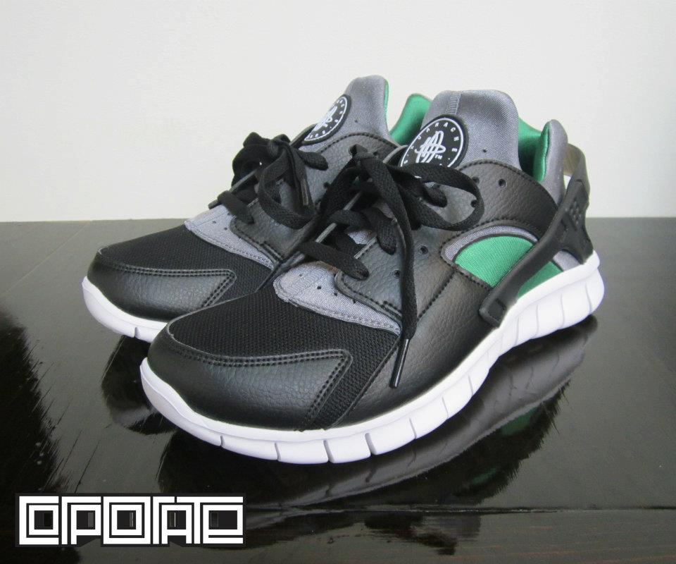 demanda castillo lecho Nike Huarache Free Run - Black/Cool Grey-Dark Pine | Sole Collector