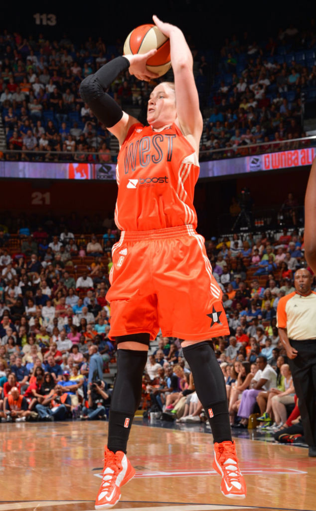 Lindsay Whalen wearing Nike Zoom Hyperdisruptor Orange White