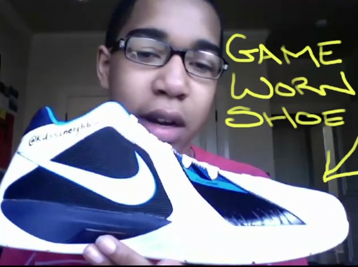 Win Kevin Durant s Game Worn Shoe Complex