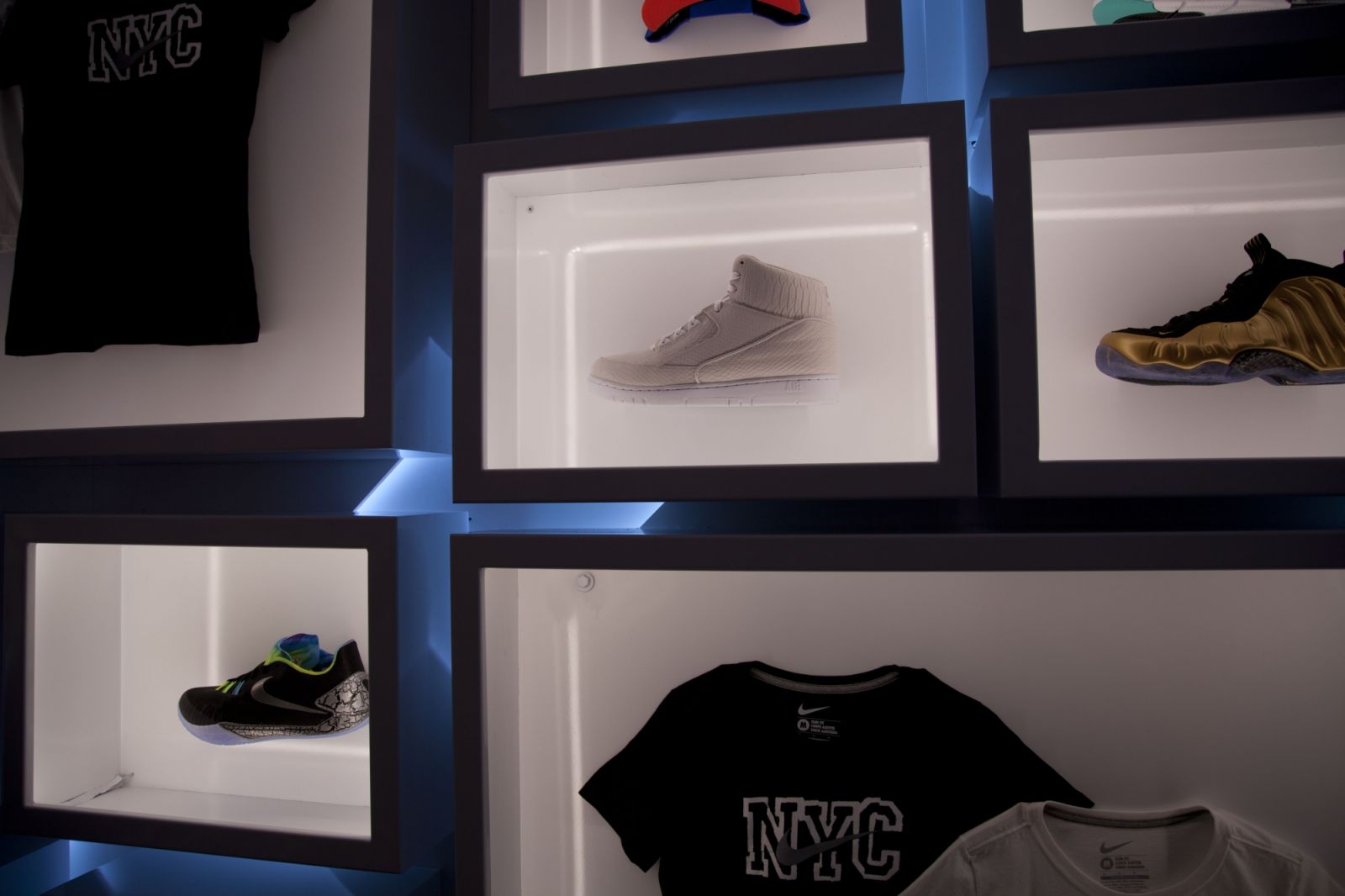 Nike introduces SNKRS app at pop-up shop during All-Star weekend in NYC -  NBC Sports