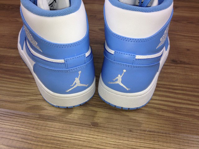 Air Jordan Retro I 1 UNC North Carolina 554724-106 (8)