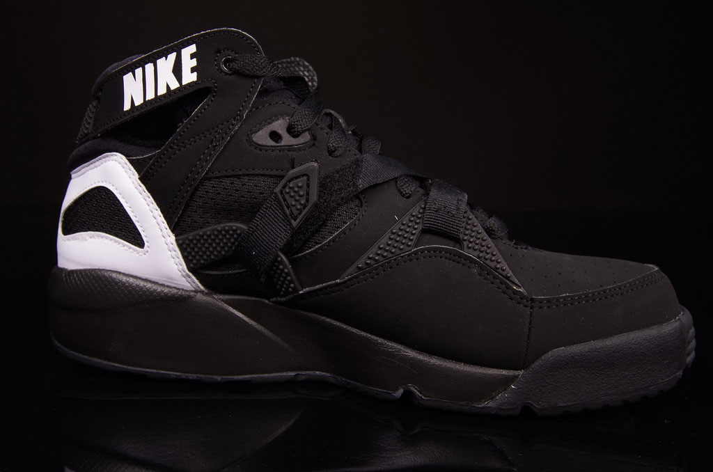 nike air trainer max 91 black white