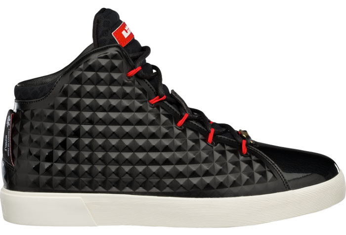 Nike LeBron XII 12 Lifestyle (1)