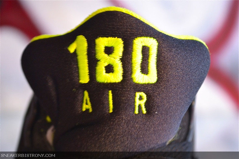 Nike air force hot sale 180 black volt