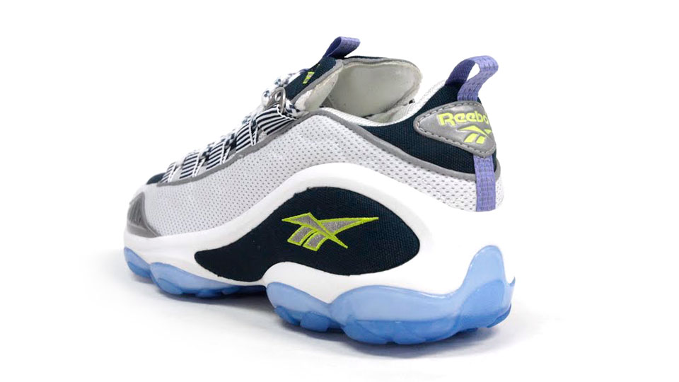 Кроссовки больших размеров. Reebok DMX 1995. Reebok DMX Green. Reebok кроссовки 1995-2000. Модели кроссовок Reebok 1995 года.