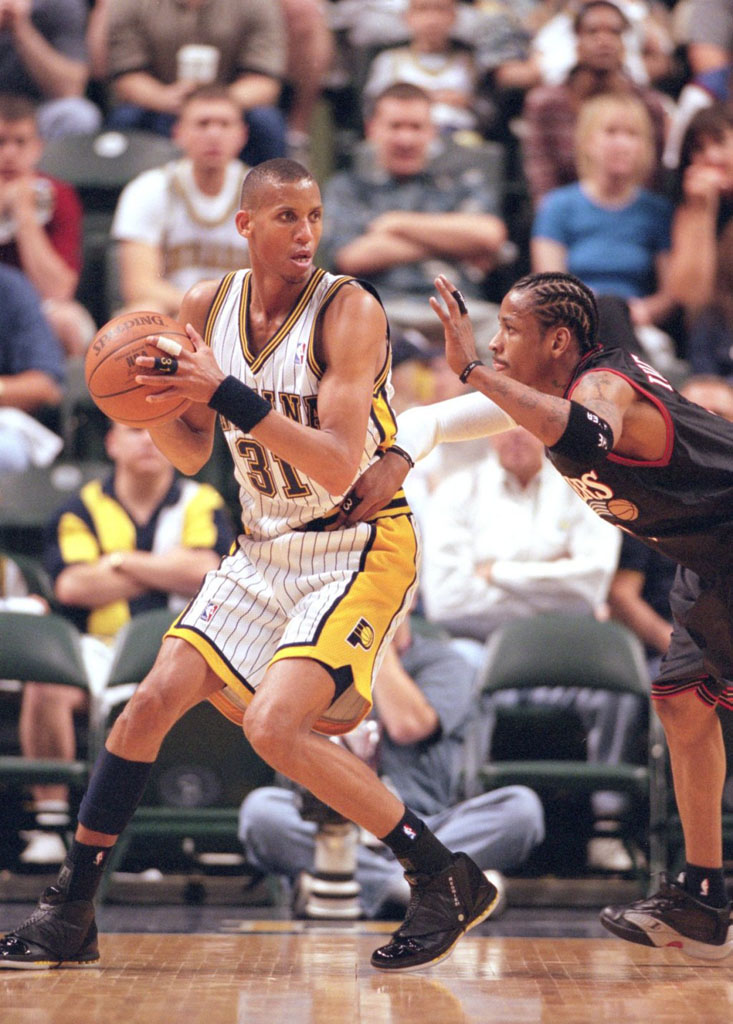 Reggie Miller wearing Air Jordan XVI 16 Indiana Pacers Away