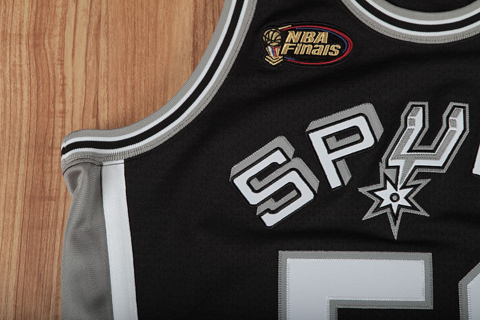 spurs finals jersey