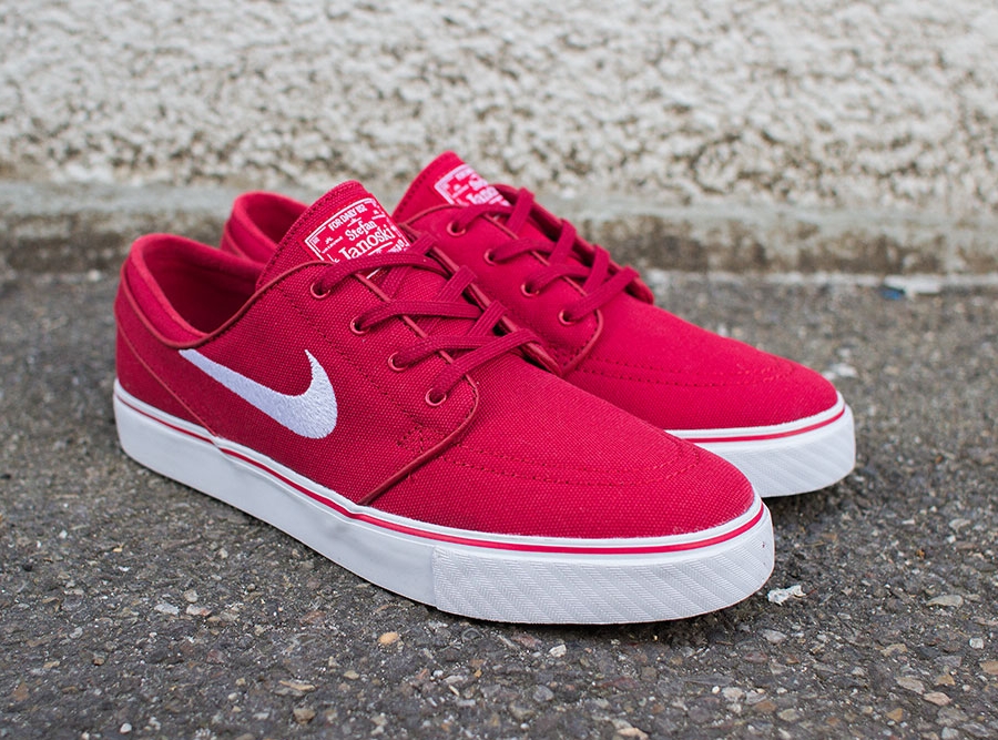 Nike on sale janoski red