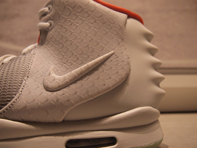 nike yeezy 2 release date