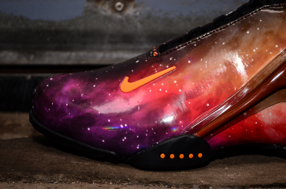 Galaxy shoes hotsell nike lebron james