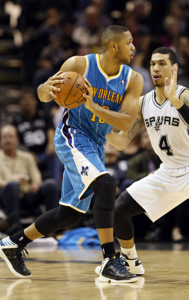 Eric Gordon wearing adidas Crazy Shadow Away PE