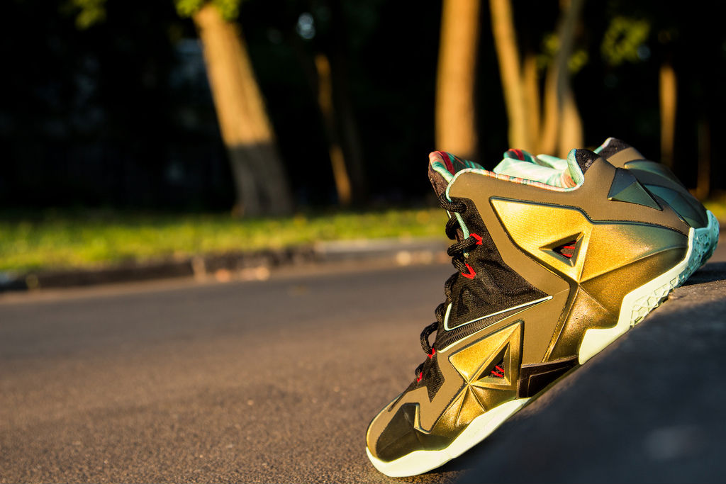 Nike LeBron XI 11 Parachute Gold (8)