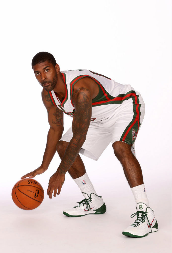 OJ Mayo wearing Nike Hyperdunk 2013 PE