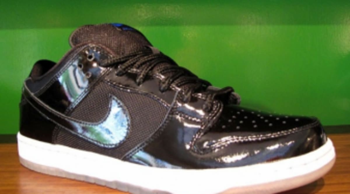 space jam nike dunks