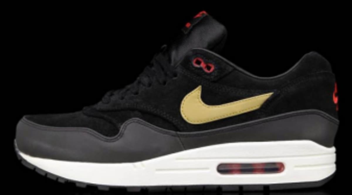 air max 1 red and gold