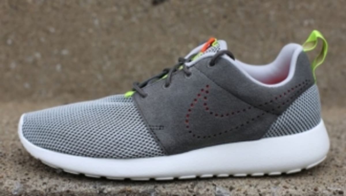 roshe run grey