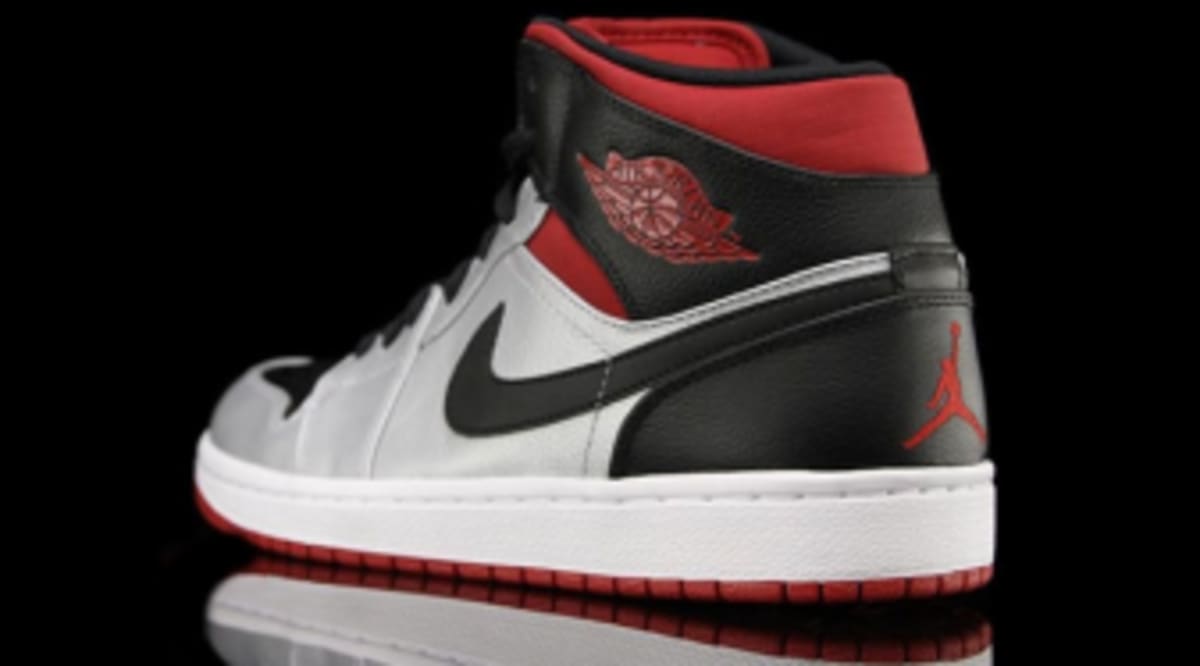 air jordan 1 phat mid