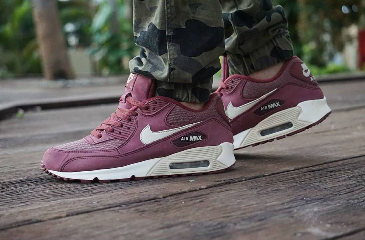 air max 90 wood grain