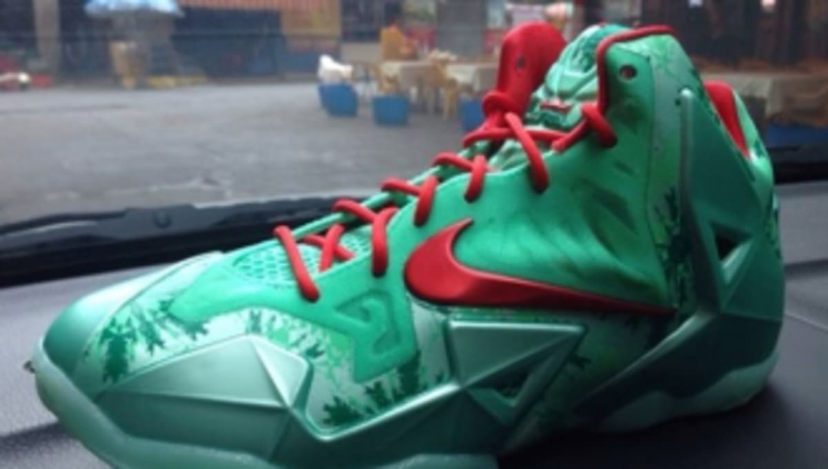 lebron christmas shoes 2023