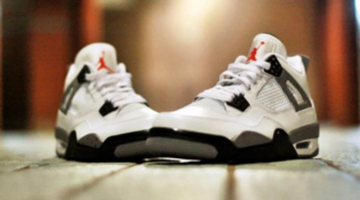 jordan retro 4 white black grey