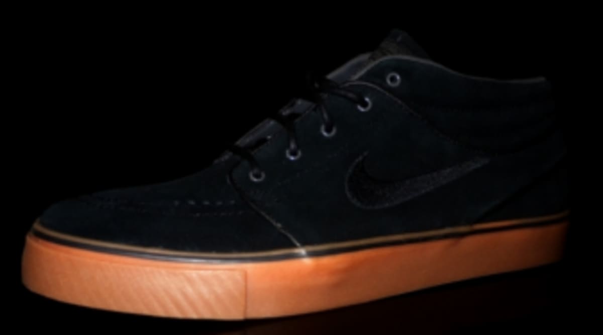 janoski black gumsole