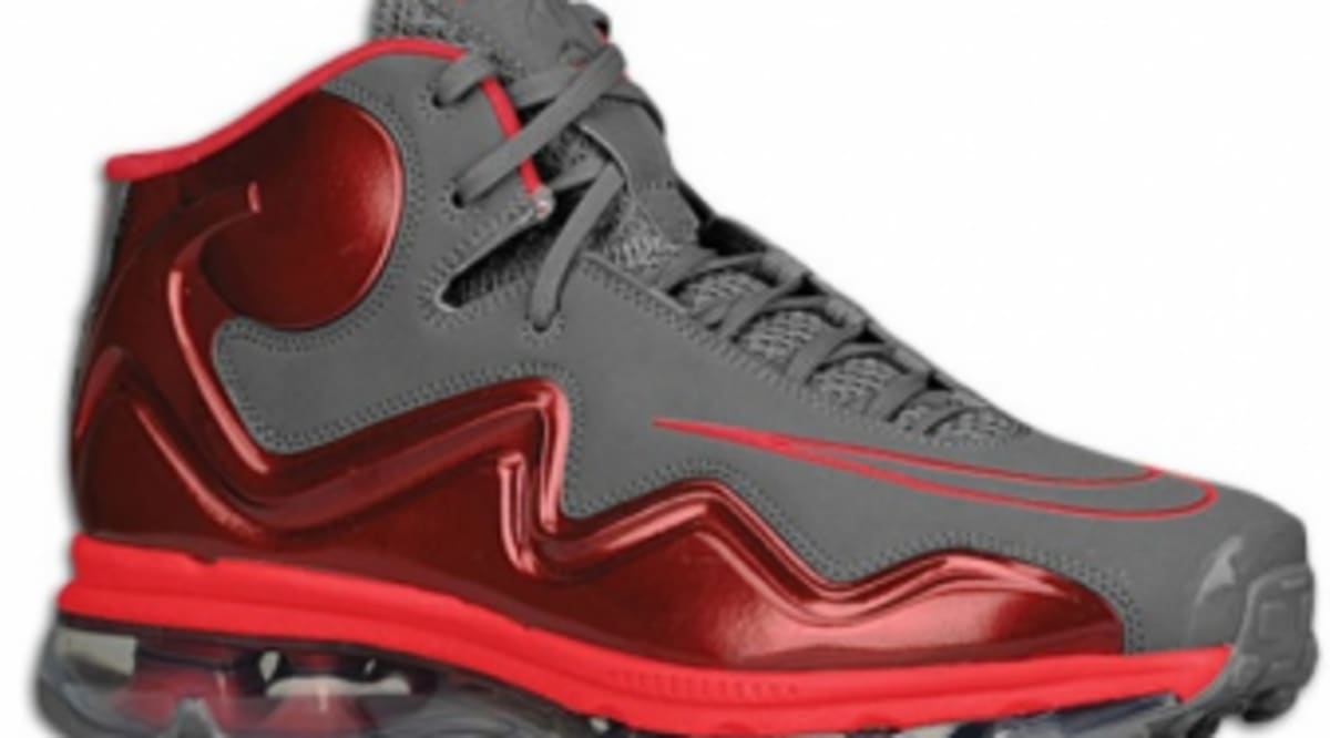 nike flyposite cleats