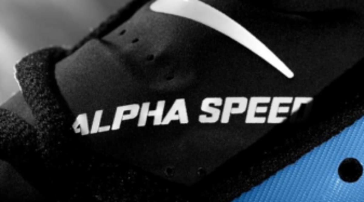 nike alpha speed