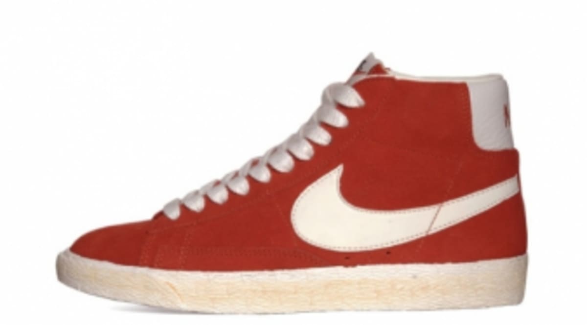 Nike Blazer Mid Suede VNTG - Dragon Red/Sail | Sole Collector