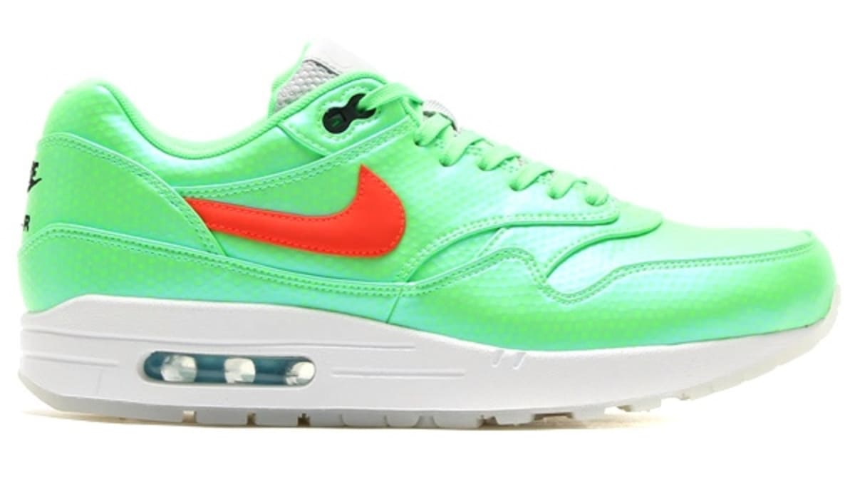 'Neo Lime' Covers the Nike Air Max 1 FB | Sole Collector