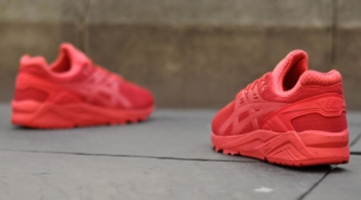 mens red asics trainers