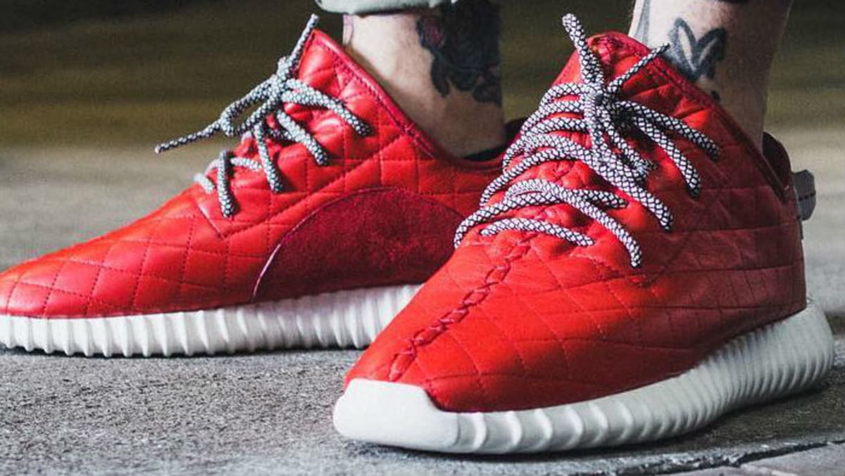 adidas yeezy red