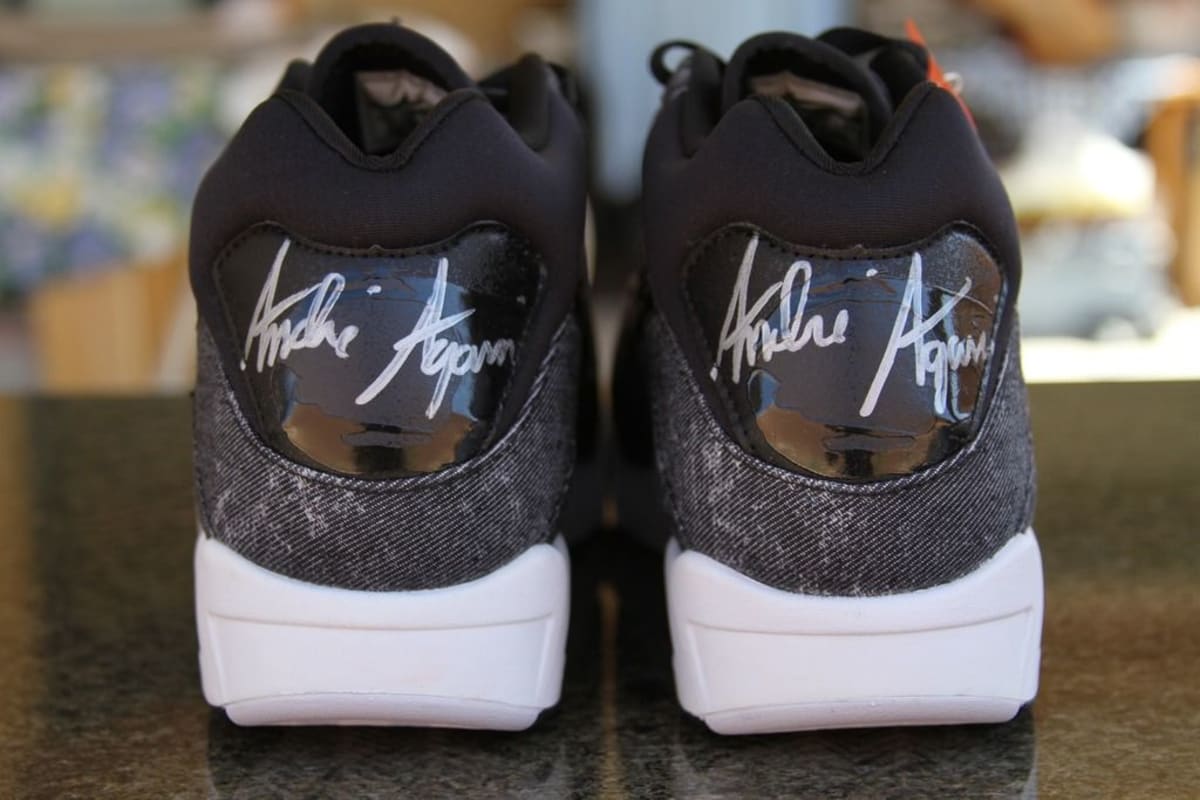 nike air tech challenge denim
