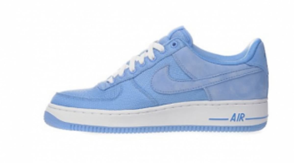 University blue 1. Nike Air Force 1 University Blue. Nike Air Force Sky Blue. Air Force голубые.