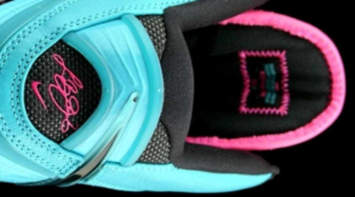 pre heat lebron 8
