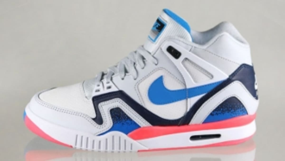 nike air tech challenge blue