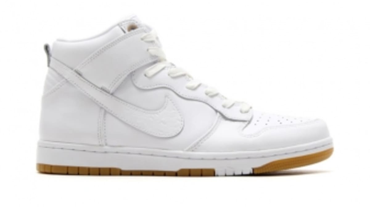 The Cleanest Nike Dunk High CMFT Yet | Sole Collector
