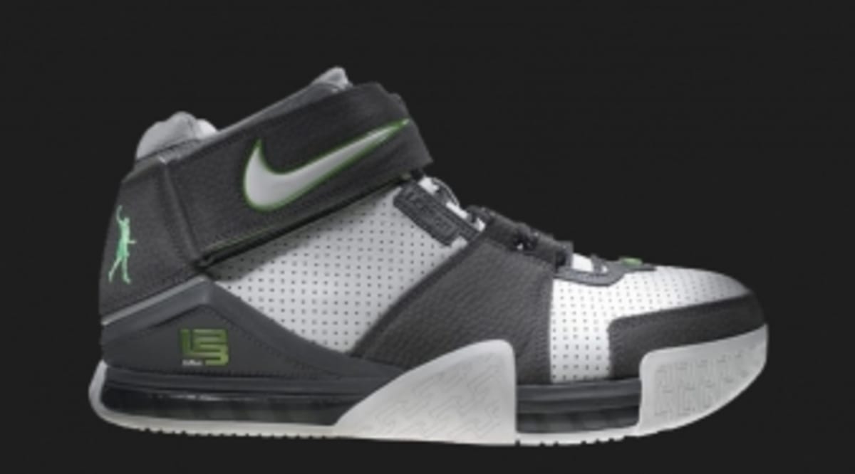 Is Nike Retroing the LeBron Line? | Sole Collector