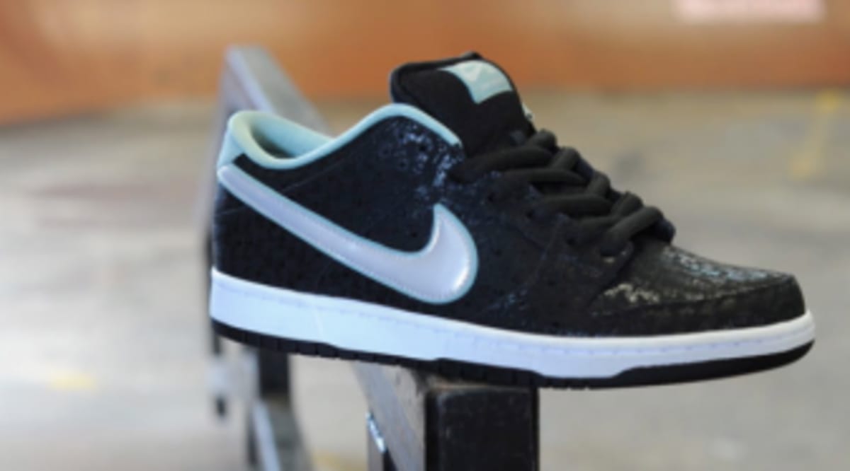 lance mountain dunks