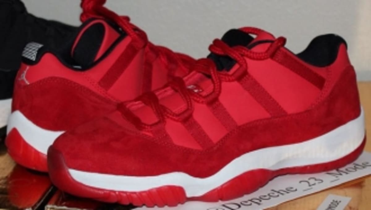 red suede 11s