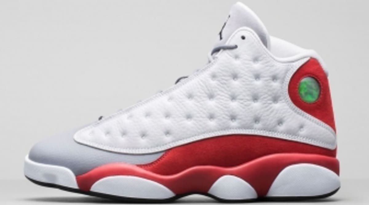 grey toe 13 on feet