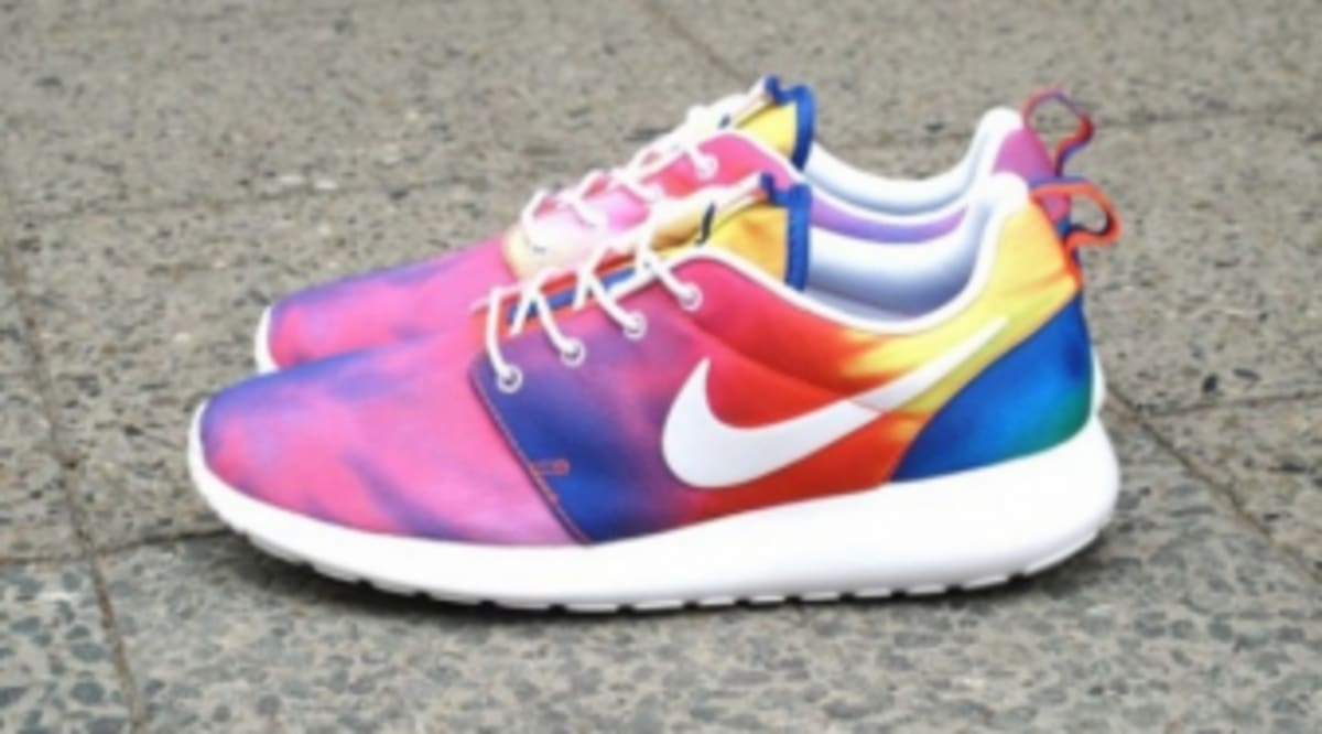 nike roshe tie dye