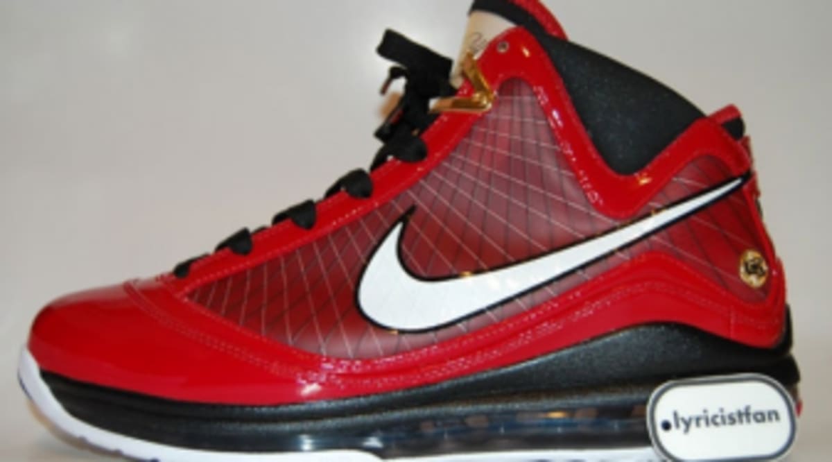 lebron 7 heroes pack