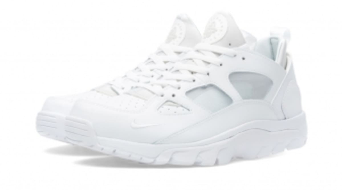 white huaraches junior